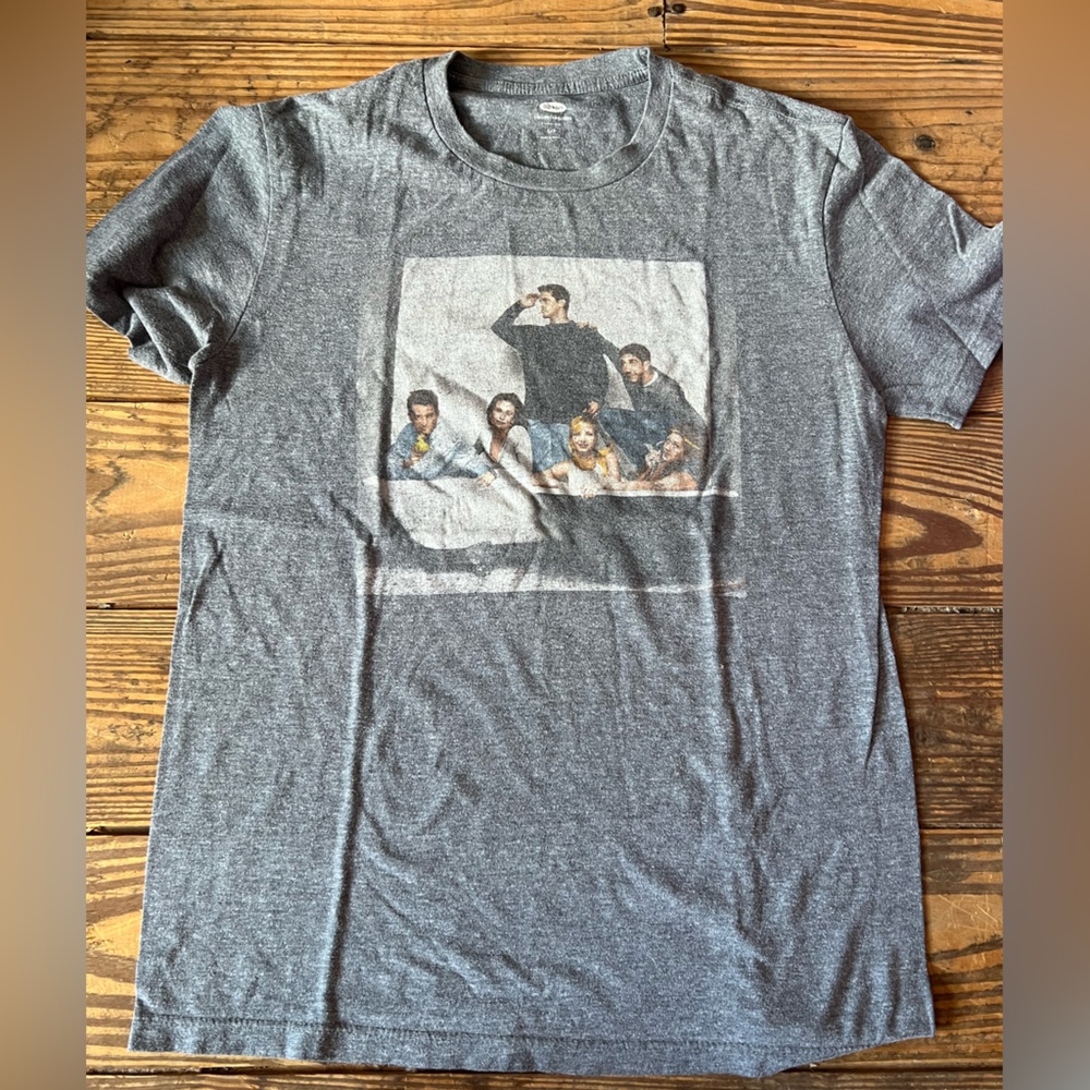 Gray Friends show Men's T-Shirt